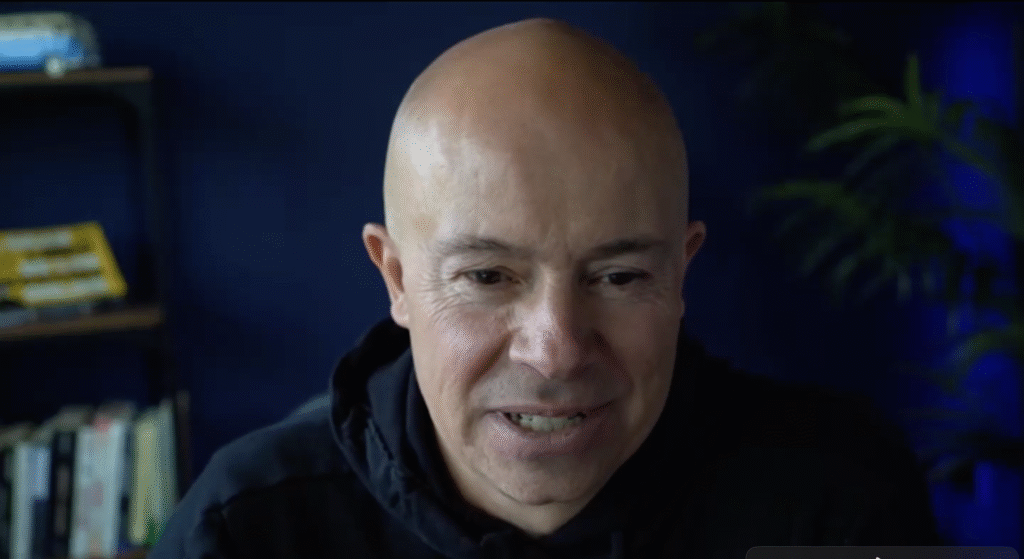 Testimonio de Miquel Baixas, fundador de WEBACK y la Escuela Nuevos Negocios, cliente de la Dra. Spam: pasó de menos del 10% a más del 60% de apertura